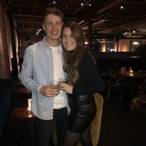 Meet your Posher, Cameron